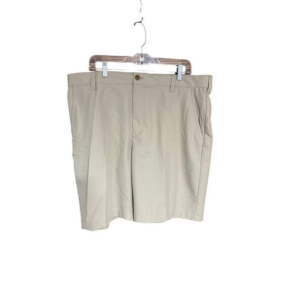 IZOD Golf Mens 38 Tan 365 Elastic Waist Shorts - Picture 1 of 4